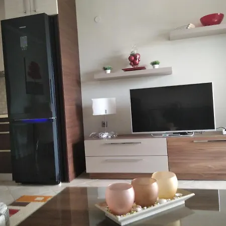 Maria's Moudania Apartman *